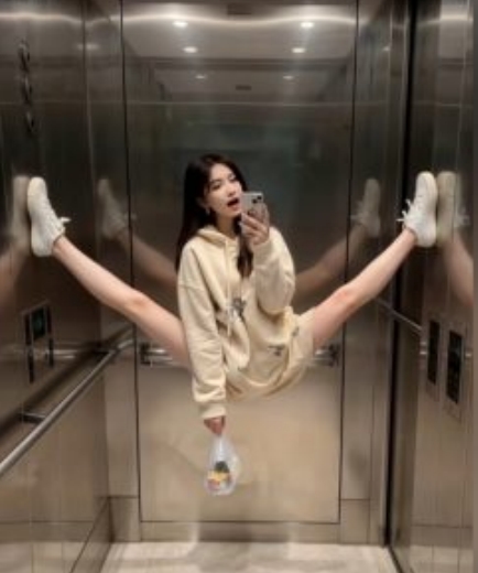 AI生成电梯一字马美女制作教程，条条流量上万，别再在外面被割韭菜了，全流程实操-乌龙学社